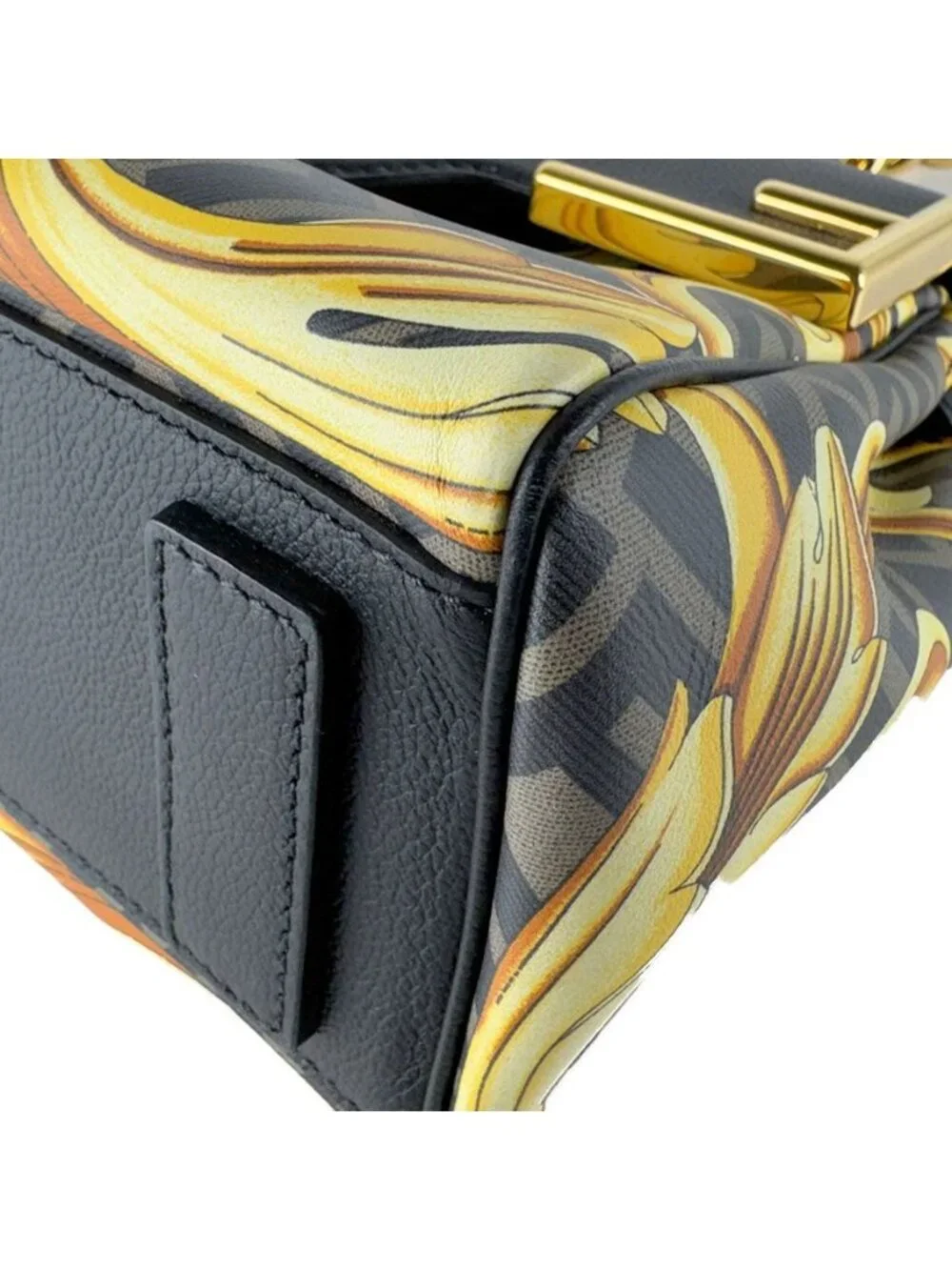 Fendi Shoulder Bag Collaboration Fendace